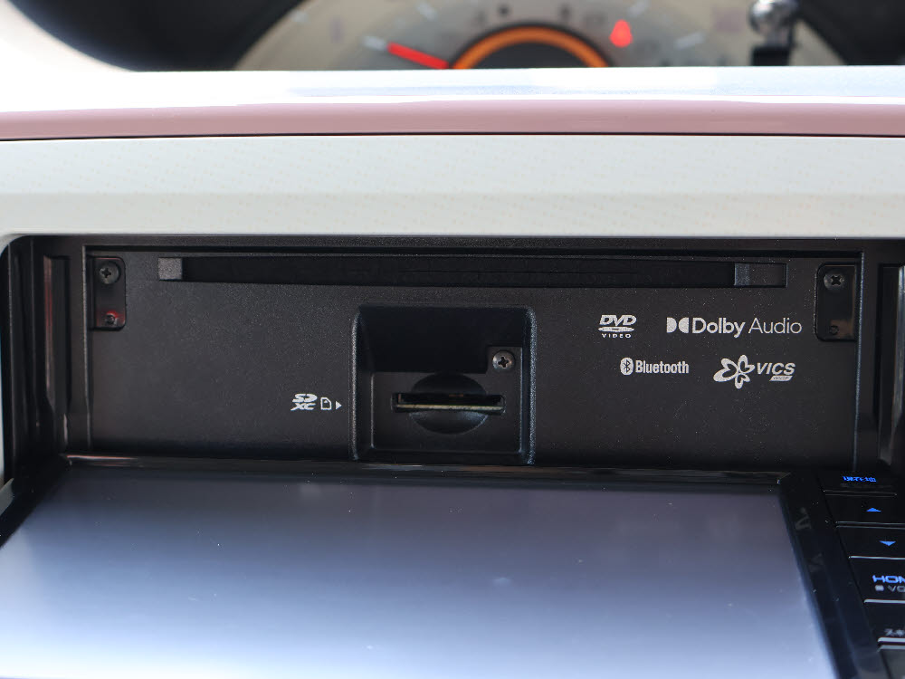 ダイハツ　ムーヴキャンバス　XメイクアップリミテッドSAⅢ13枚目