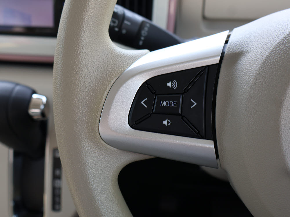 ダイハツ　ムーヴキャンバス　XメイクアップリミテッドSAⅢ15枚目