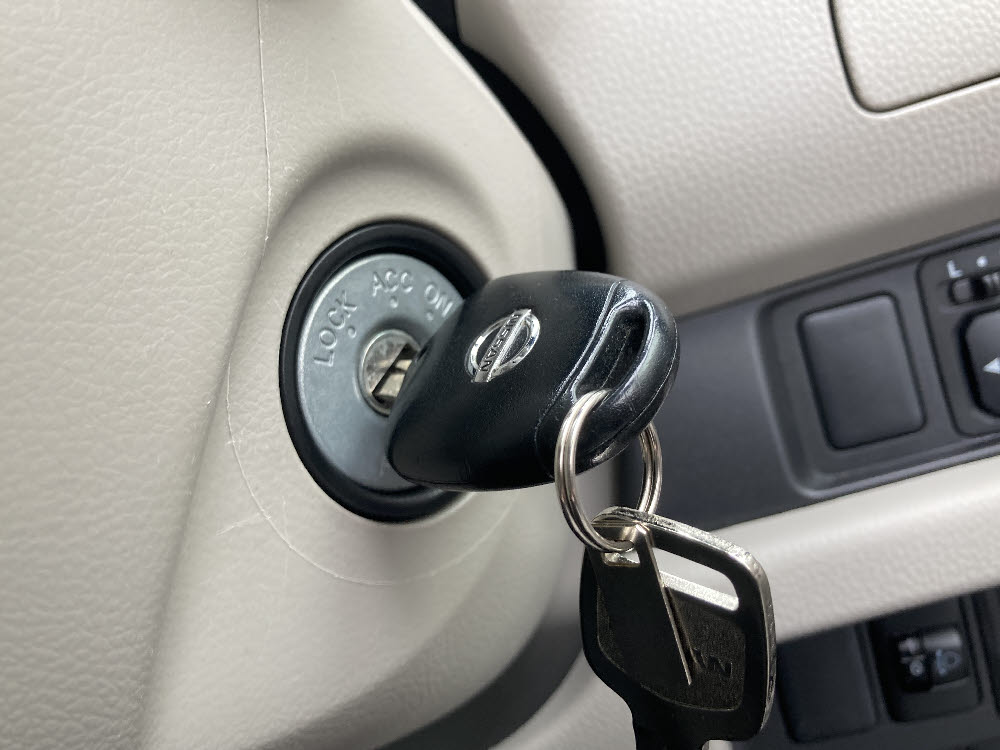 ニッサン　デイズ　J18枚目