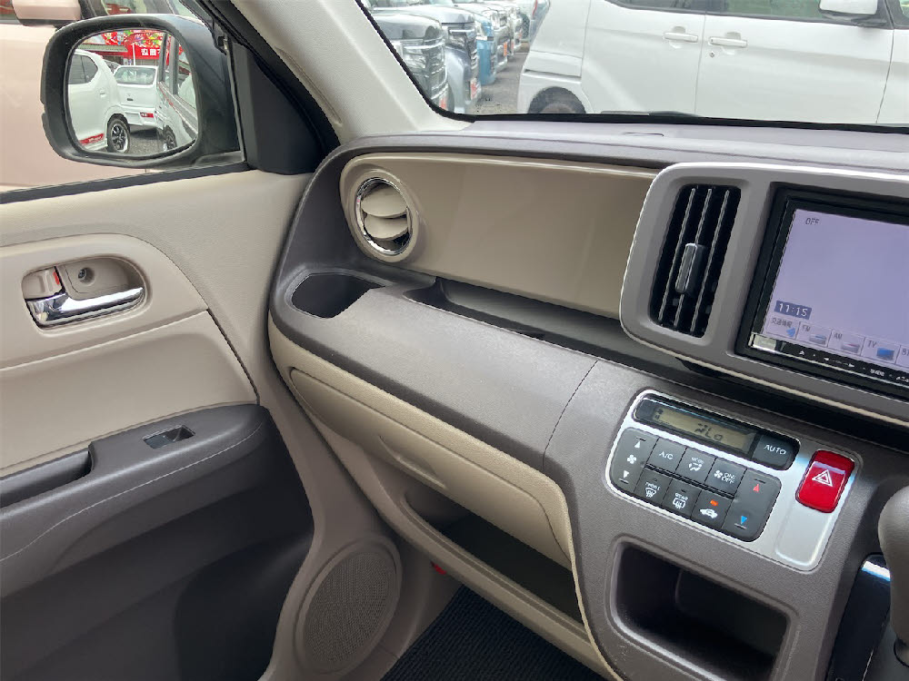 ホンダ　Ｎ ＯＮＥ　ツアラーLパッケージ19枚目