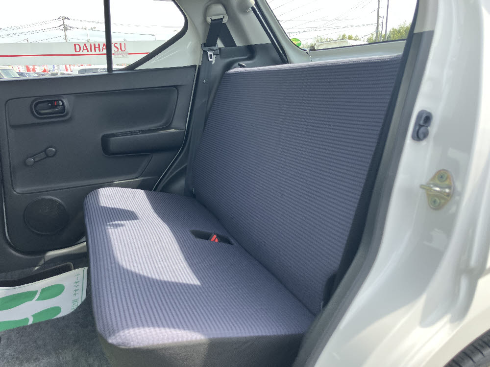 スズキ　アルト　F セーフティーサポート装着車16枚目