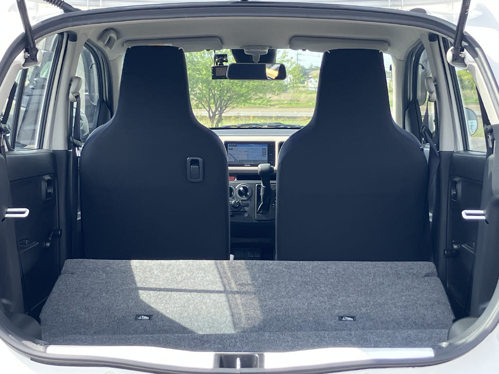 スズキ　アルト　F セーフティーサポート装着車18枚目