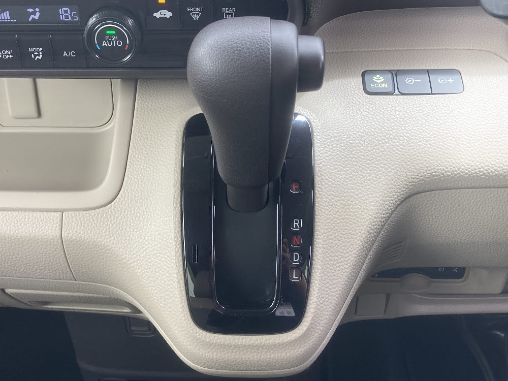 ホンダ　Ｎ ＢＯＸ　Gホンダセンシング17枚目