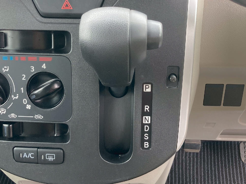 ダイハツ　タント　L-SAⅢ16枚目