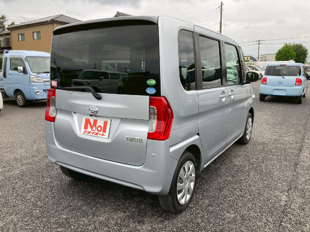 ダイハツ　タント　L-SAⅢ4枚目