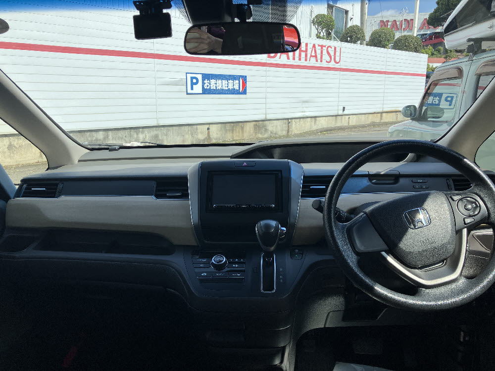 ホンダ　フリード　G・Honda SENSING　レンタアップ7枚目