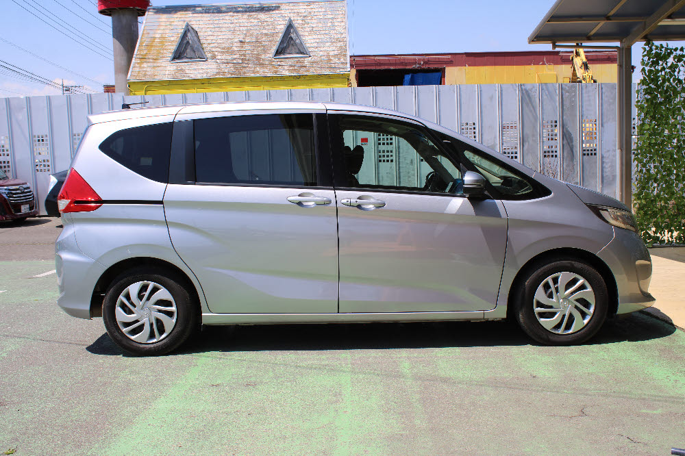 ホンダ　フリード　G・Honda SENSING　レンタアップ3枚目