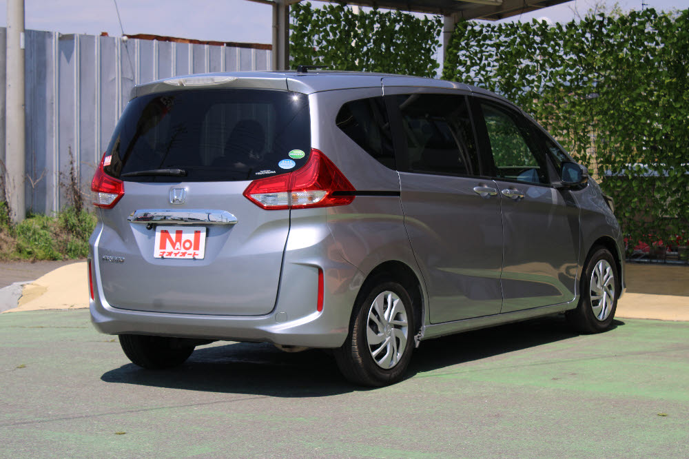 ホンダ　フリード　G・Honda SENSING　レンタアップ4枚目