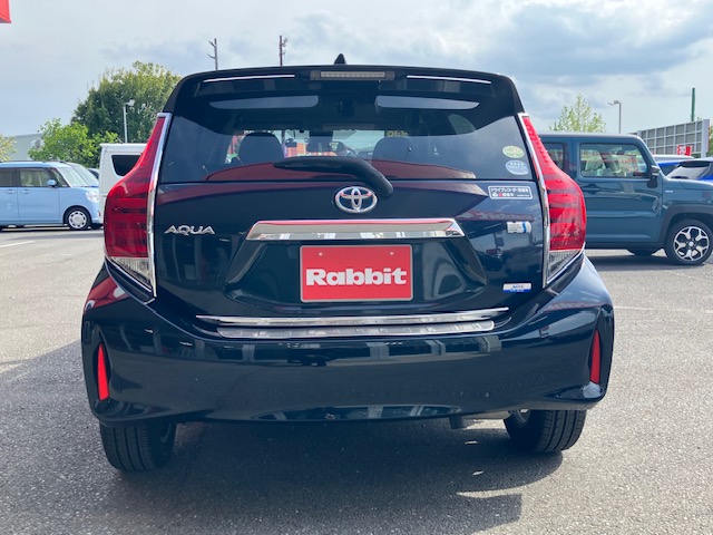トヨタ　アクア　S5枚目