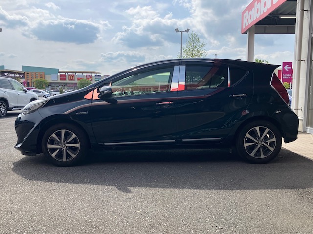 トヨタ　アクア　S7枚目