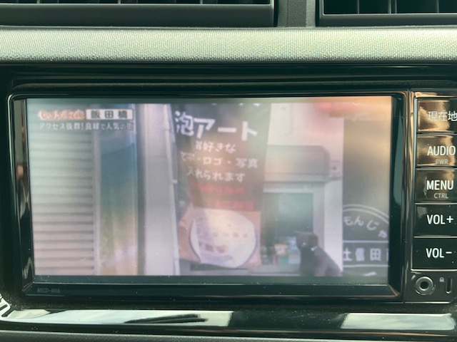 トヨタ　アクア　G13枚目