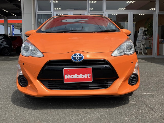 トヨタ　アクア　G1枚目