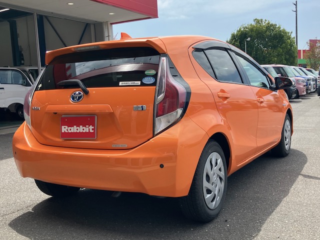 トヨタ　アクア　G6枚目