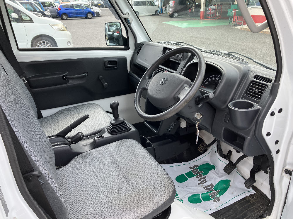 スズキ　キャリーＴ　ＫＣ　農繁仕様　5MT 4WD8枚目
