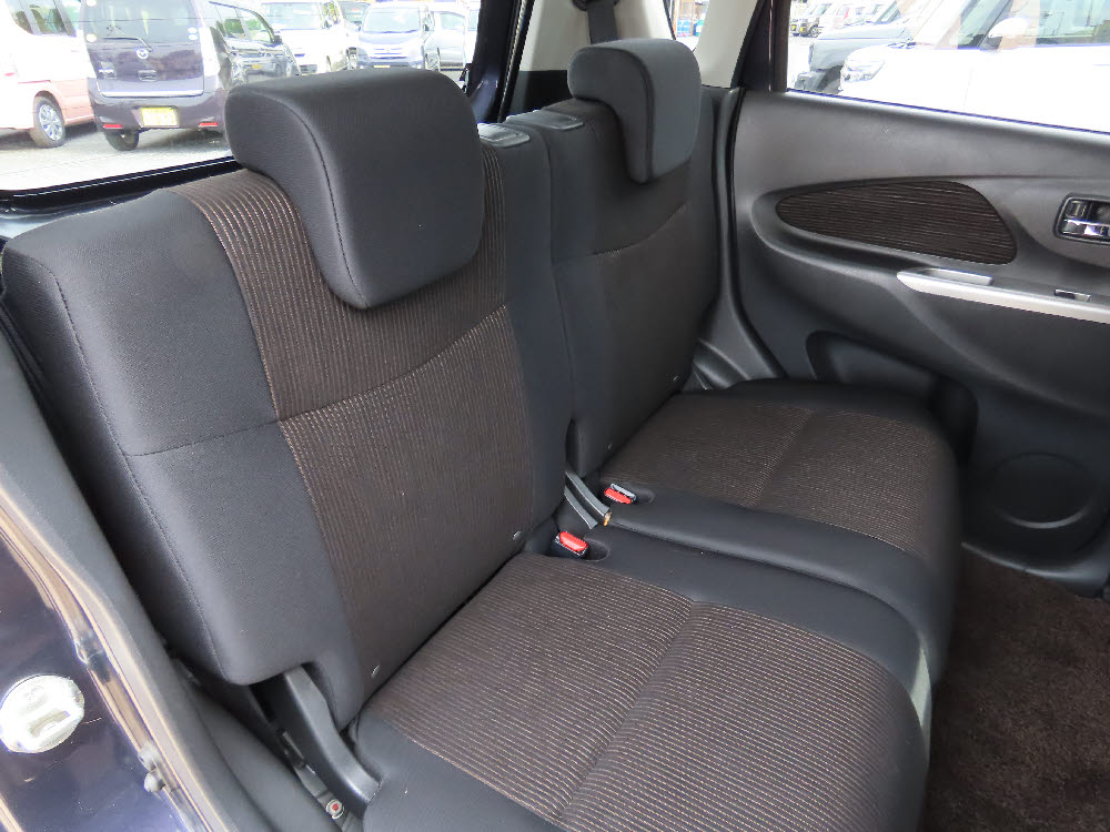 ニッサン　デイズ ハイウェイスターX10枚目