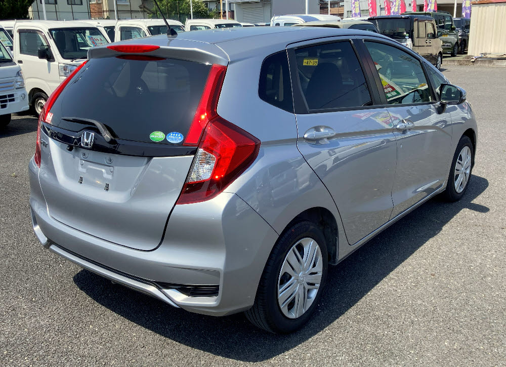 ホンダ フィット 1.3G-F レンタアップ3枚目