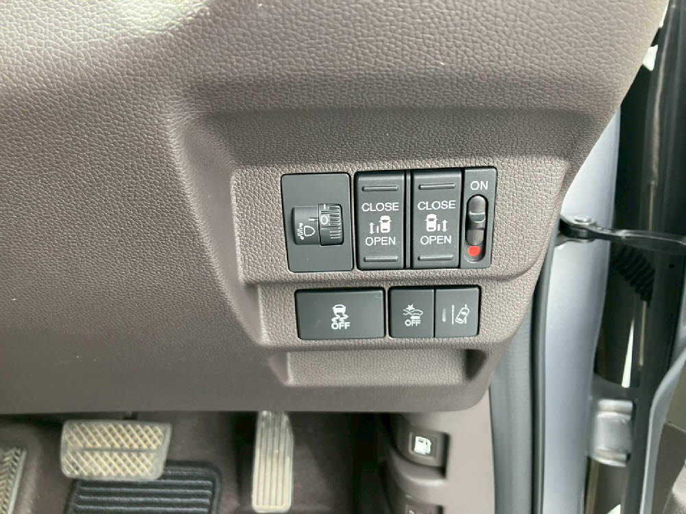 ホンダ　フリード　G・Honda SENSING　レンタアップ18枚目