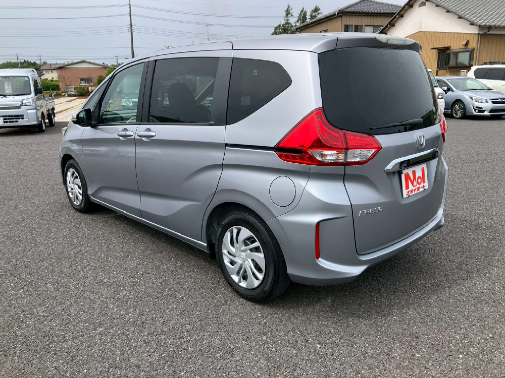 ホンダ　フリード　G・Honda SENSING　レンタアップ6枚目