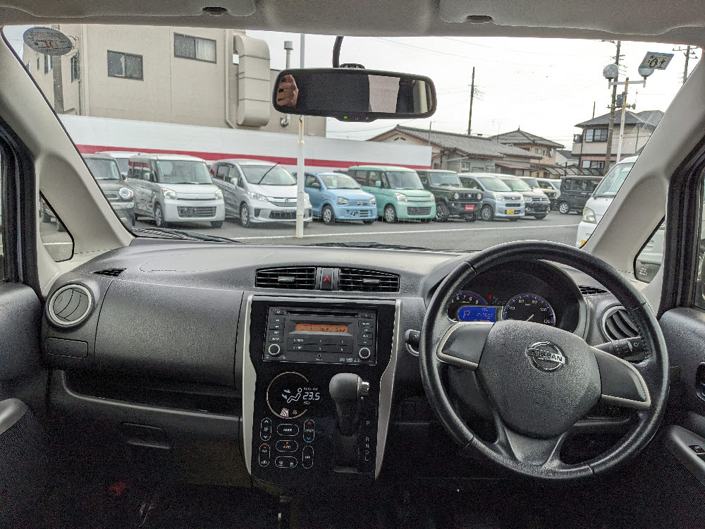 ニッサン　デイズ ハイウェイスターX13枚目