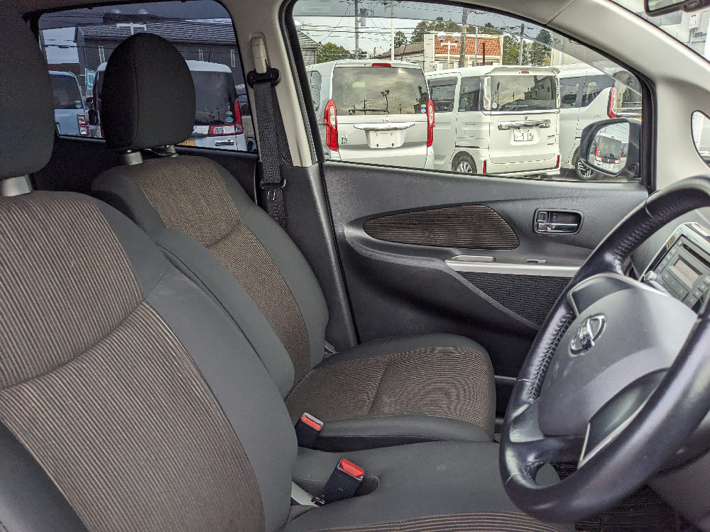 ニッサン　デイズ ハイウェイスターX17枚目