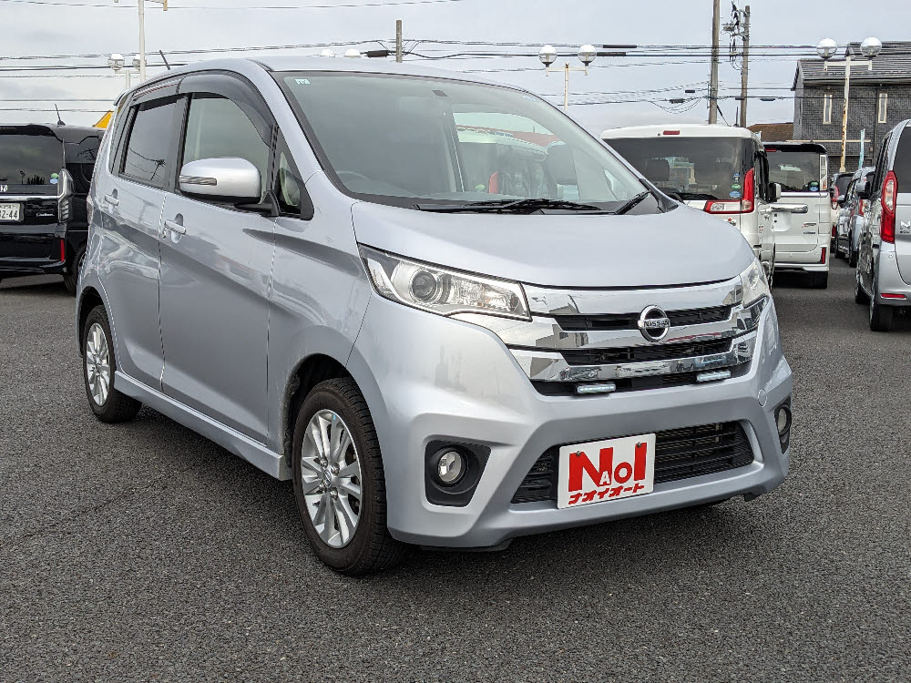 ニッサン　デイズ ハイウェイスターX2枚目