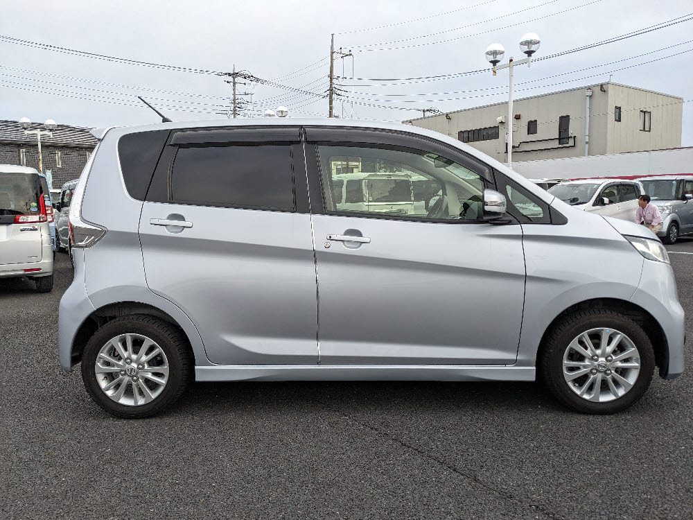 ニッサン　デイズ ハイウェイスターX3枚目