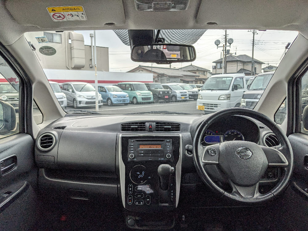 ニッサン　デイズ ハイウェイスターG13枚目