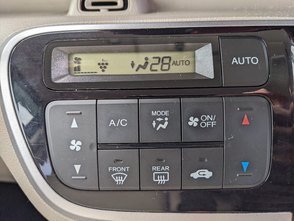 ホンダ　Ｎ ＢＯＸ　G18枚目