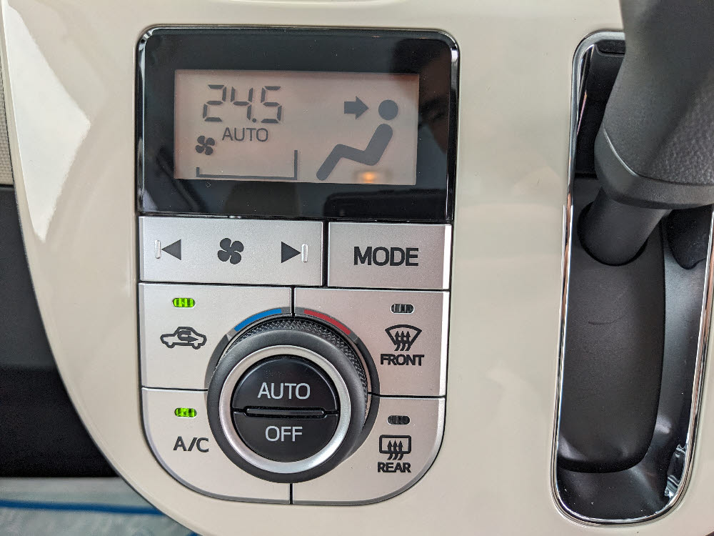 ダイハツ　ムーヴキャンバスXメイクアップLTDSAⅢ17枚目