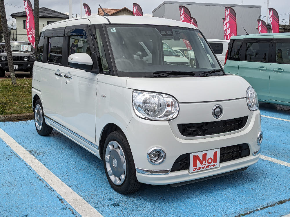 ダイハツ　ムーヴキャンバスXメイクアップLTDSAⅢ2枚目