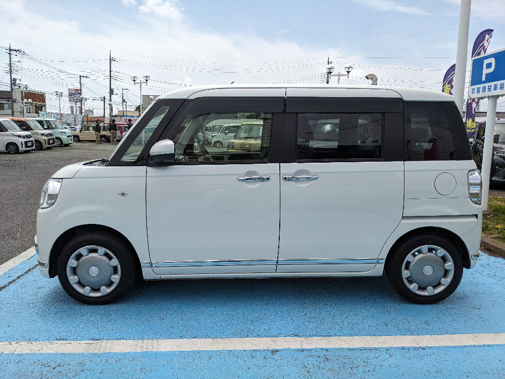 ダイハツ　ムーヴキャンバスXメイクアップLTDSAⅢ4枚目