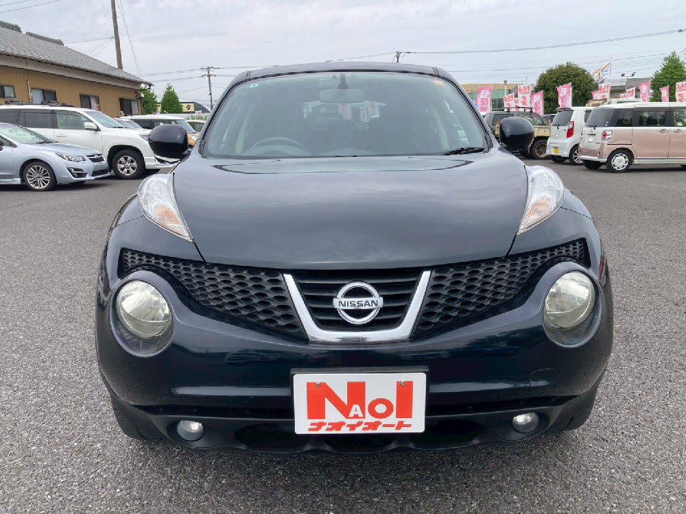 ニッサン　ジューク　15RXタイプ1枚目