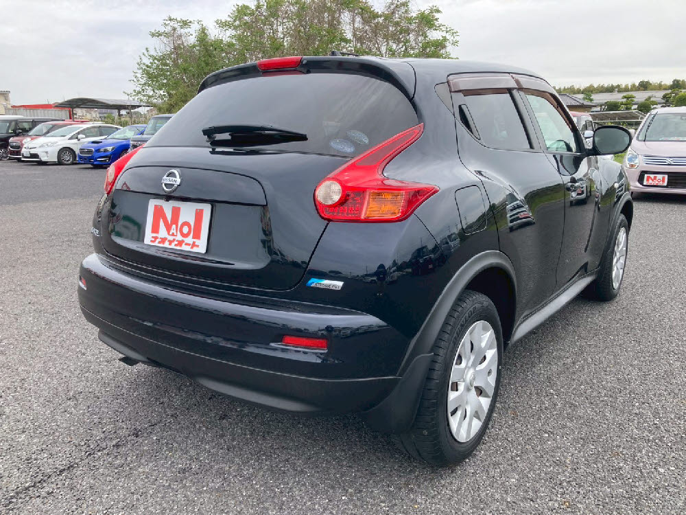 ニッサン　ジューク　15RXタイプ4枚目