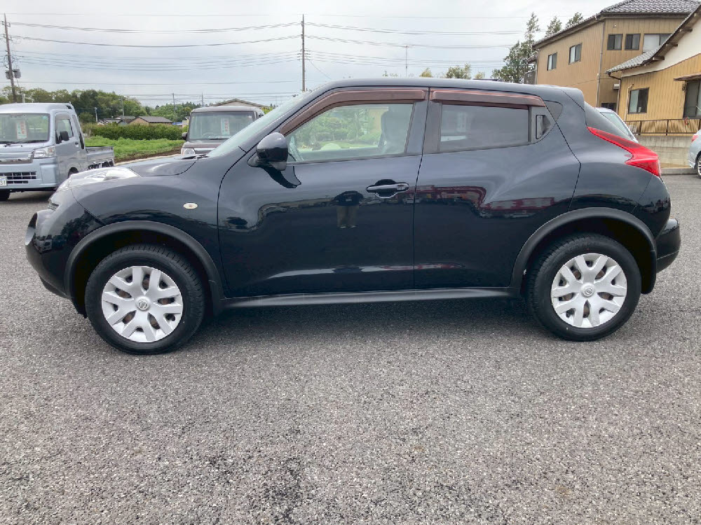 ニッサン　ジューク　15RXタイプ7枚目