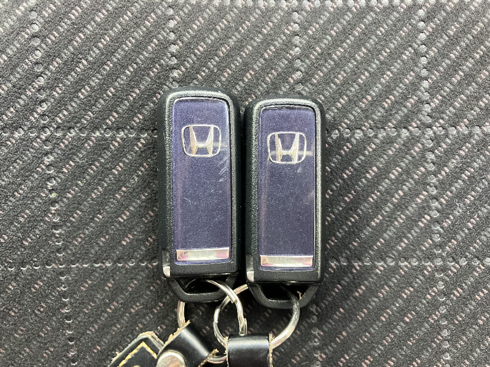 ホンダ　Ｎ ＯＮＥ　プレミアム　2トーンカラースタイル12枚目