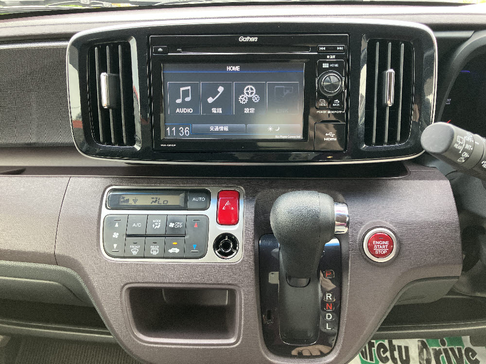 ホンダ　Ｎ ＯＮＥ　プレミアム　2トーンカラースタイル15枚目