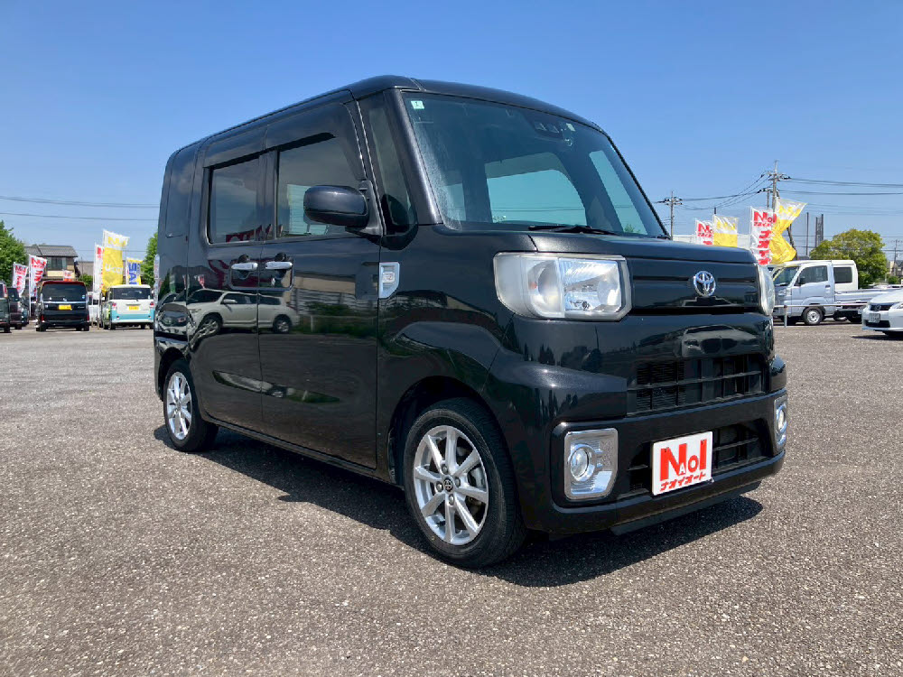 トヨタ　ピクシス メガ　L-SAⅢ2枚目