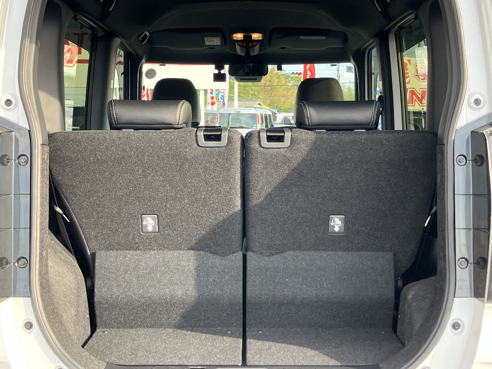 ダイハツ　タントカスタム　X スタイルセレクション17枚目