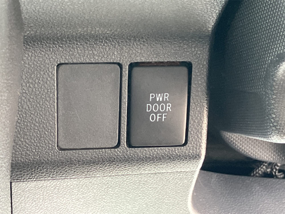 ダイハツ　タントカスタム　RS-SA16枚目