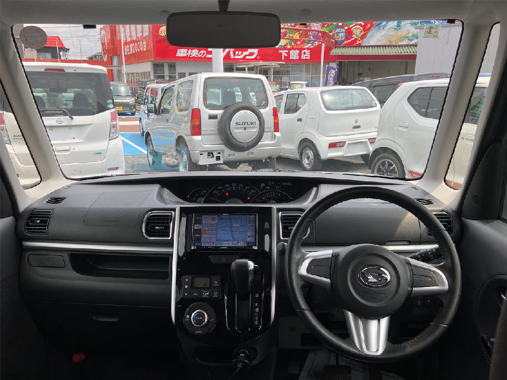 ダイハツ　タントカスタム　RS-SA6枚目