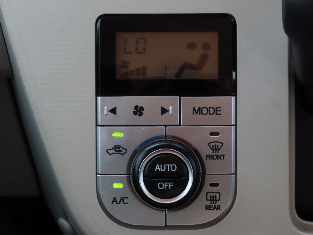 ダイハツ　ムーヴ　Xリミテッド　SAⅢ12枚目