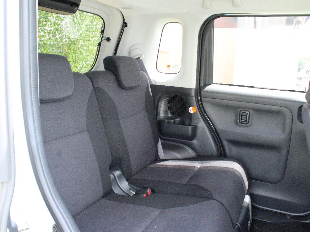 ダイハツ　ムーヴキャンバス　G ブラックアクセント VS SAⅢ15枚目