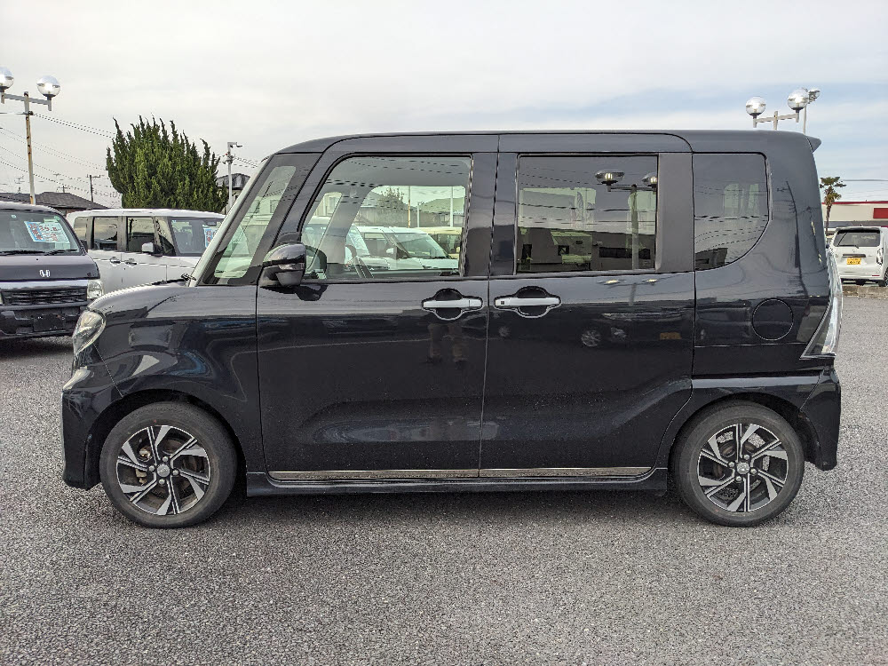 ダイハツ　タントカスタム　X4枚目