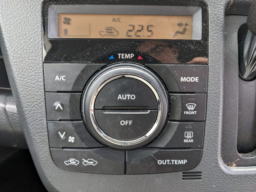 スズキ　ワゴンＲ　FX18枚目