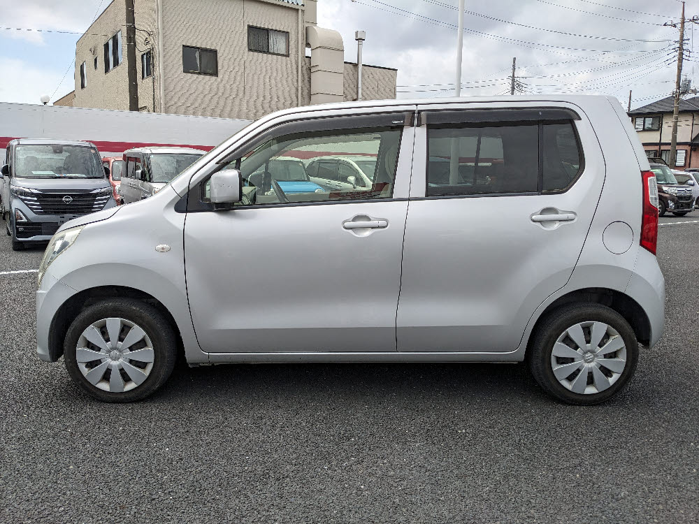 スズキ　ワゴンＲ　FX4枚目