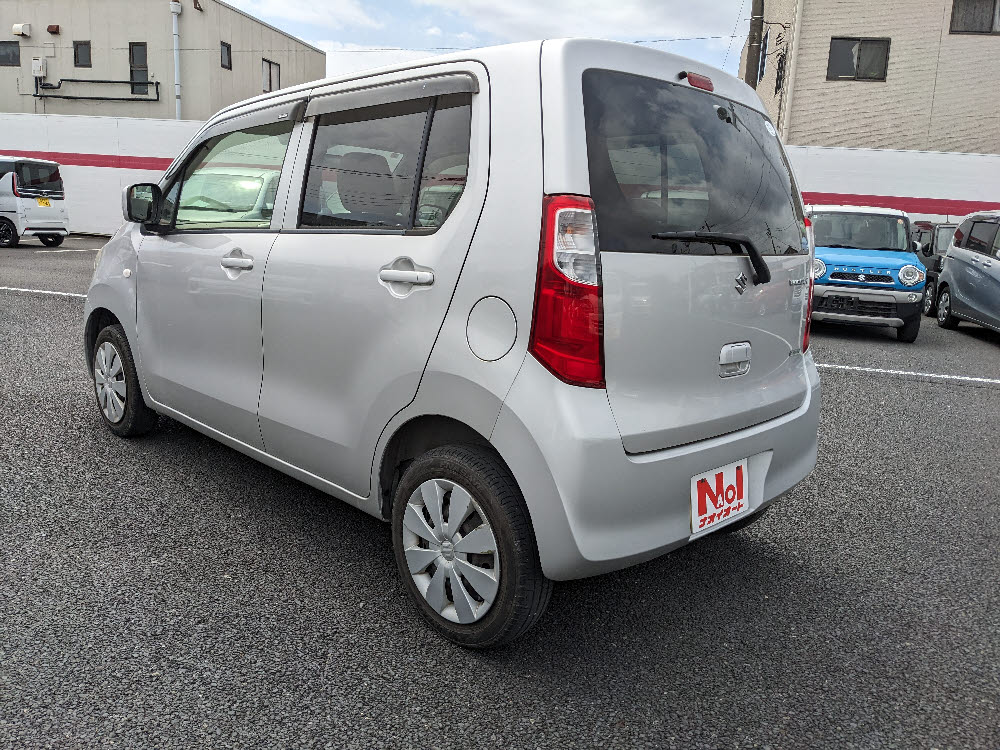 スズキ　ワゴンＲ　FX5枚目