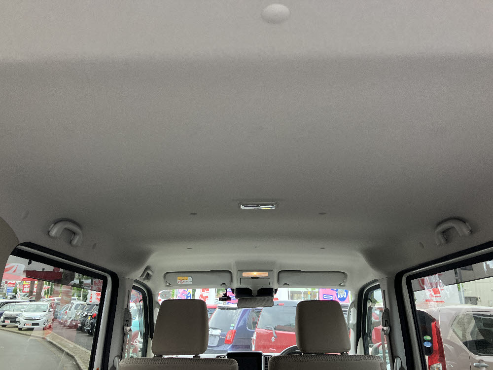 ニッサン NV100クリッパーリオ Eロールーフ 4WD11枚目