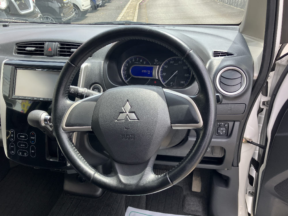 ミツビシ　ｅＫカスタム　G6枚目