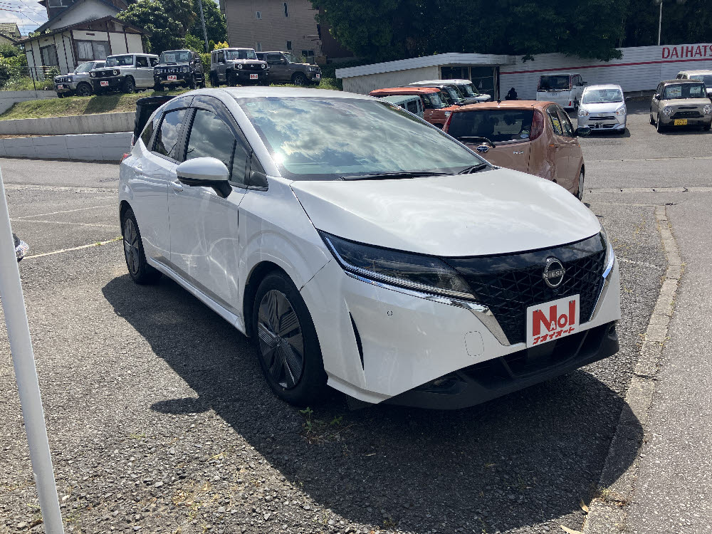 ニッサン ノート X2枚目