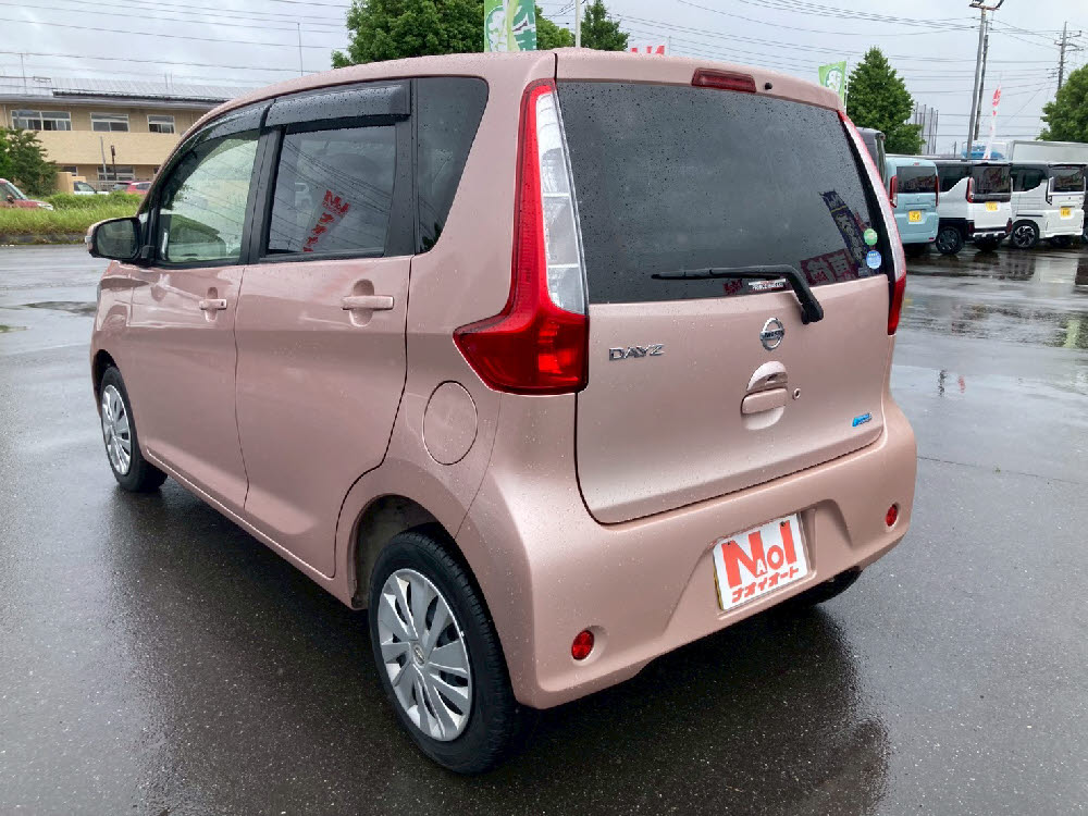 ニッサン　デイズ　X 6枚目
